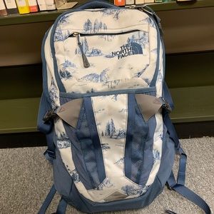 ⭐️North Face Backpack⭐️